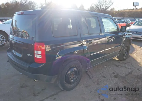 2017 Jeep Patriot Latitude 4X4 z USA, uszkodzony, nr VIN 1C4NJRFB5HD181598